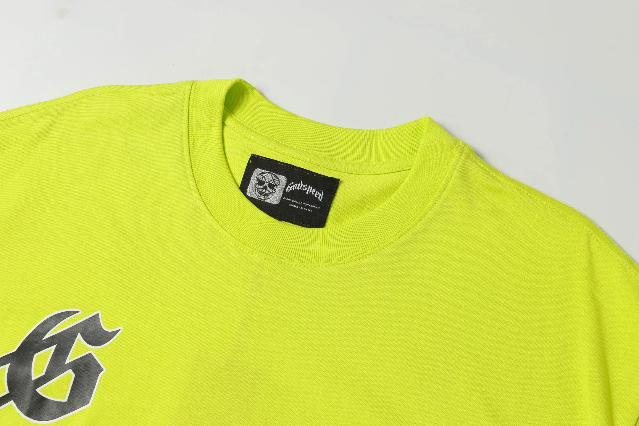 5035# Fluorescent Green｜P104 Godspeed cross-border American rock and roll street washed retro style short-sleeved T (craft printing) fabric (fabric) 32-count combed double yarn 240 grams weight code number (size): S-M-L-XL color (colour): fluorescent green