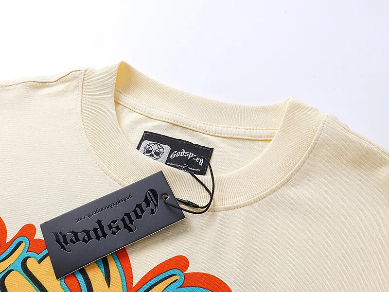 3111# P106 Real shot Godspeed American fashion rock street retro loose printed cotton short sleeves Fabric: 240g 32 count fine cotton double yarn pure cotton Color: apricot Size: S M L XL