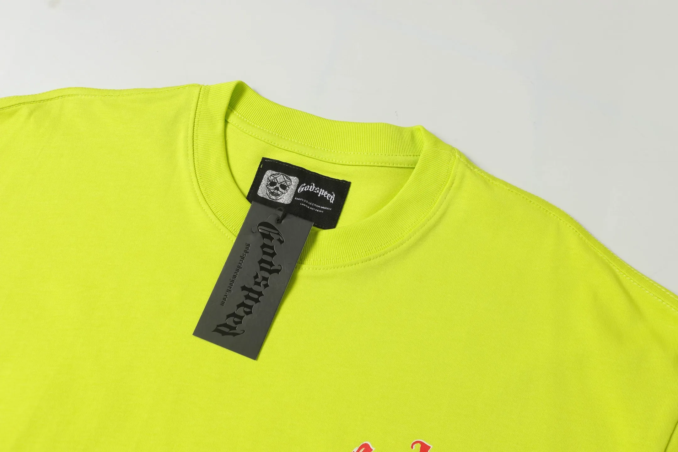 5033# Fluorescent Green｜P104 Godspeed cross-border American rock and roll street washed retro style short-sleeved T (craft printing) fabric (fabric) 32-count combed double yarn 240 grams weight code number (size): S-M-L-XL color (colour): fluorescent green