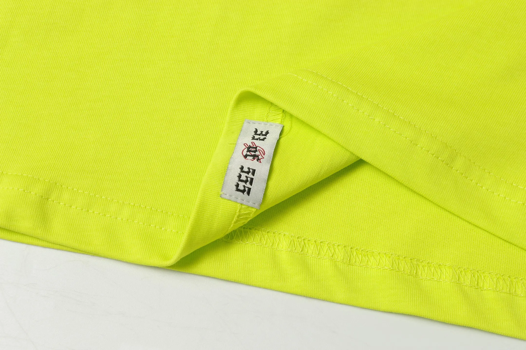5033# Fluorescent Green｜P104 Godspeed cross-border American rock and roll street washed retro style short-sleeved T (craft printing) fabric (fabric) 32-count combed double yarn 240 grams weight code number (size): S-M-L-XL color (colour): fluorescent green