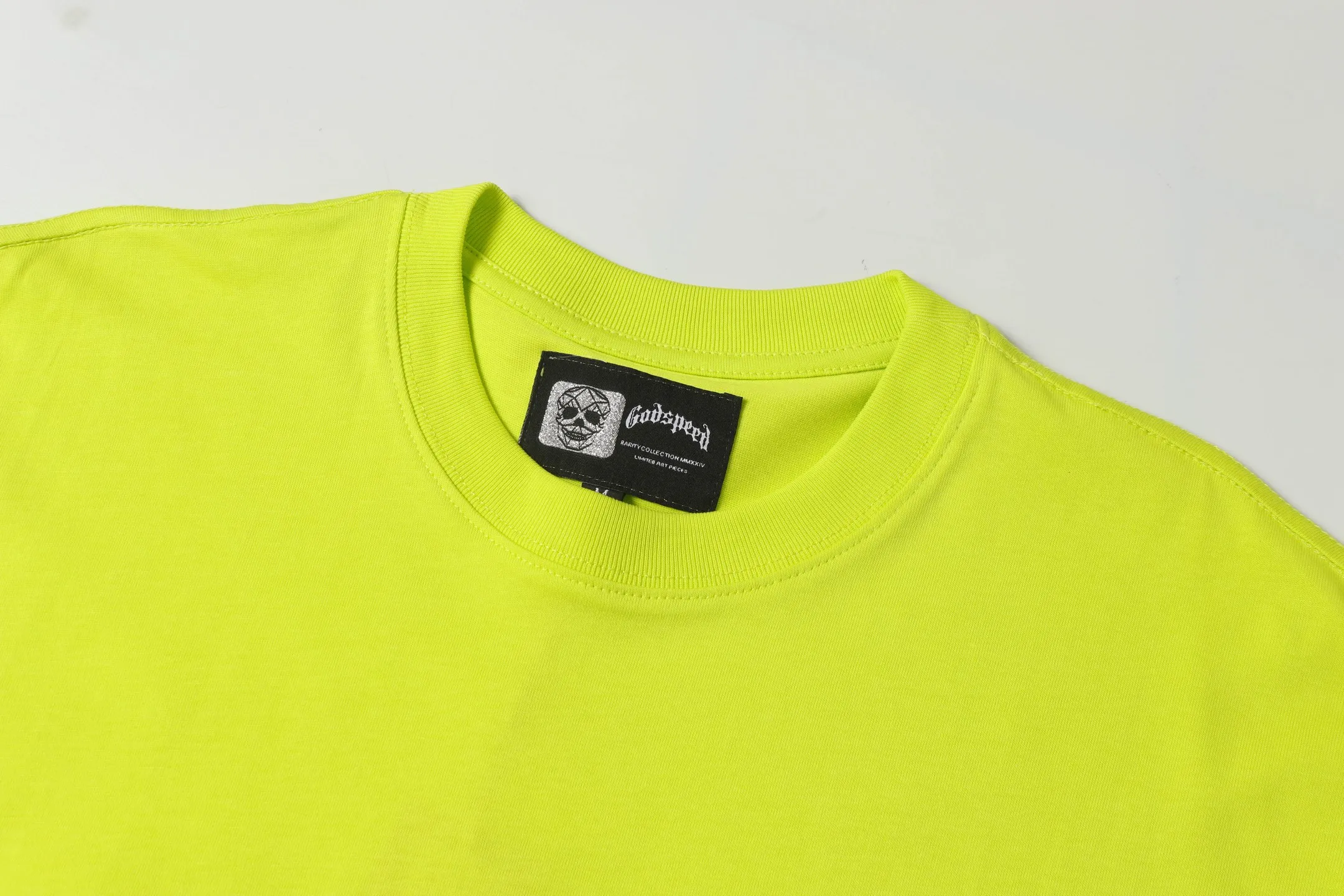 5033# Fluorescent Green｜P104 Godspeed cross-border American rock and roll street washed retro style short-sleeved T (craft printing) fabric (fabric) 32-count combed double yarn 240 grams weight code number (size): S-M-L-XL color (colour): fluorescent green