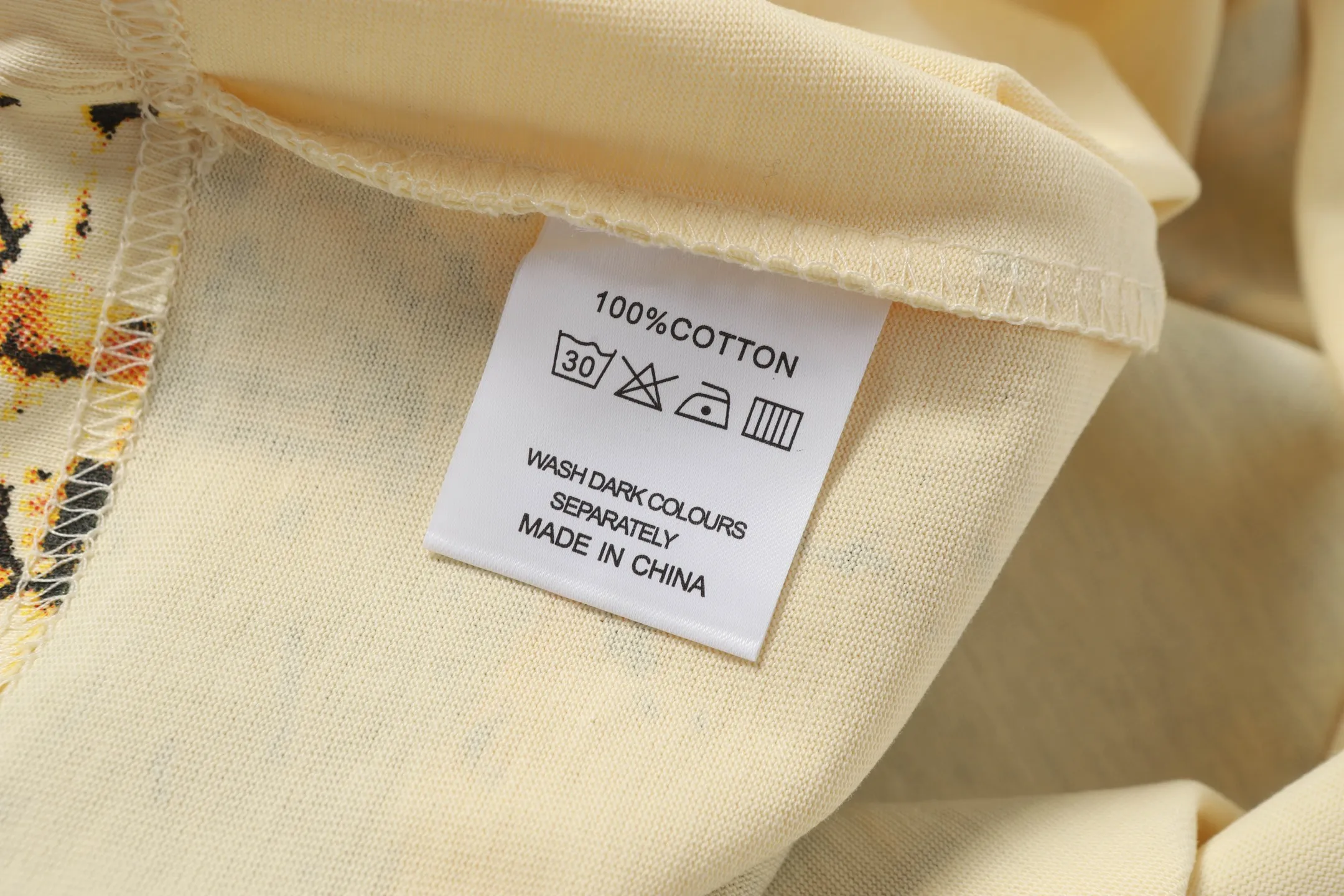 5020#Apricot｜P104 Godspeed cross-border American rock and roll street washed retro style short-sleeved T (craft printing) fabric (fabric) 32-count combed double yarn 240 grams weight code number (size): S-M-L-XL color (colour): apricot