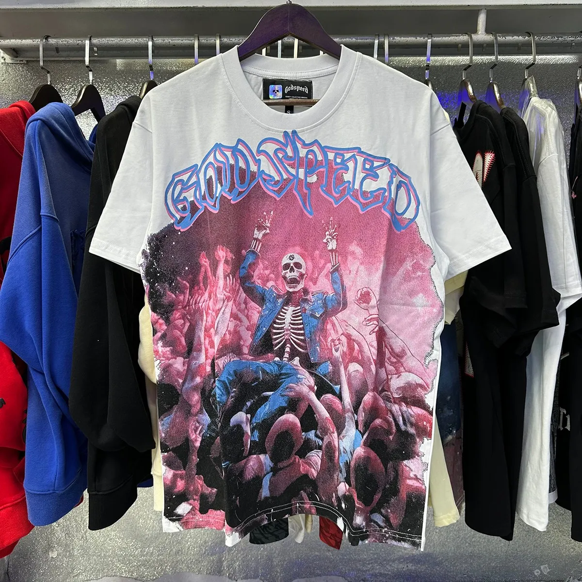 Actual photo, No. 7056, beautiful Godspeed skull crowd printing high quality double yarn pure cotton casual short-sleeved T-shirt batch 110 Color: black, white; Size: S M L XL