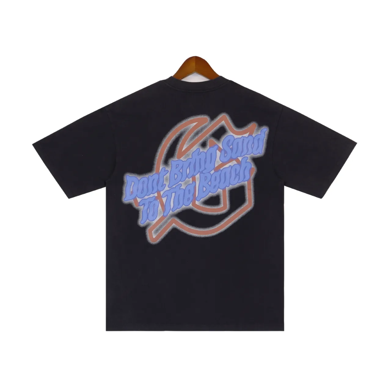 Style No.: 2852 Fabric: 230g washed P126 Real shot, spot beauty and trendy Godspeed skull print washed and distressed high quality double yarn casual round neck short-sleeved T-shirt for men and women Color; washed black Size: S M L XL