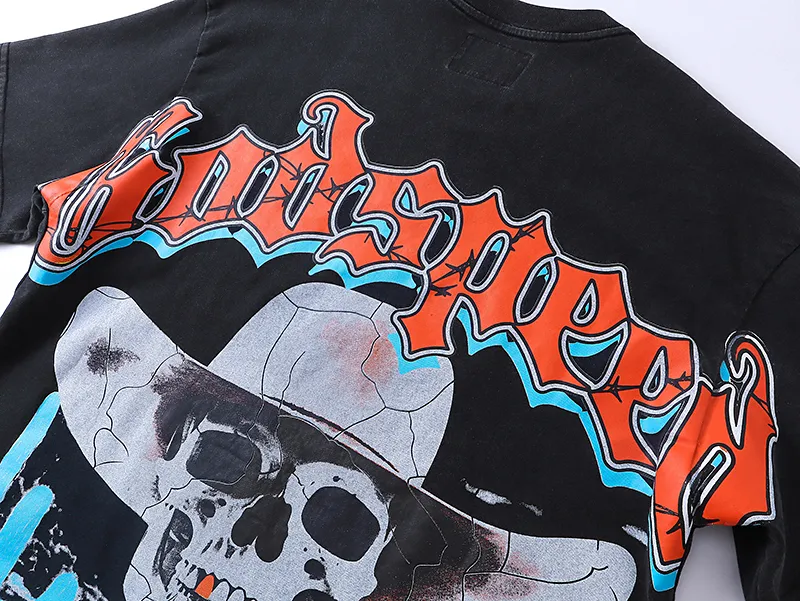 1018# P126 Washed model Real shot Godspeed American fashion rock street retro washed distressed printed cotton short-sleeved fabric: 250g 32 count fine cotton double yarn pure cotton Color: washed black washed purple code number: S M L XL