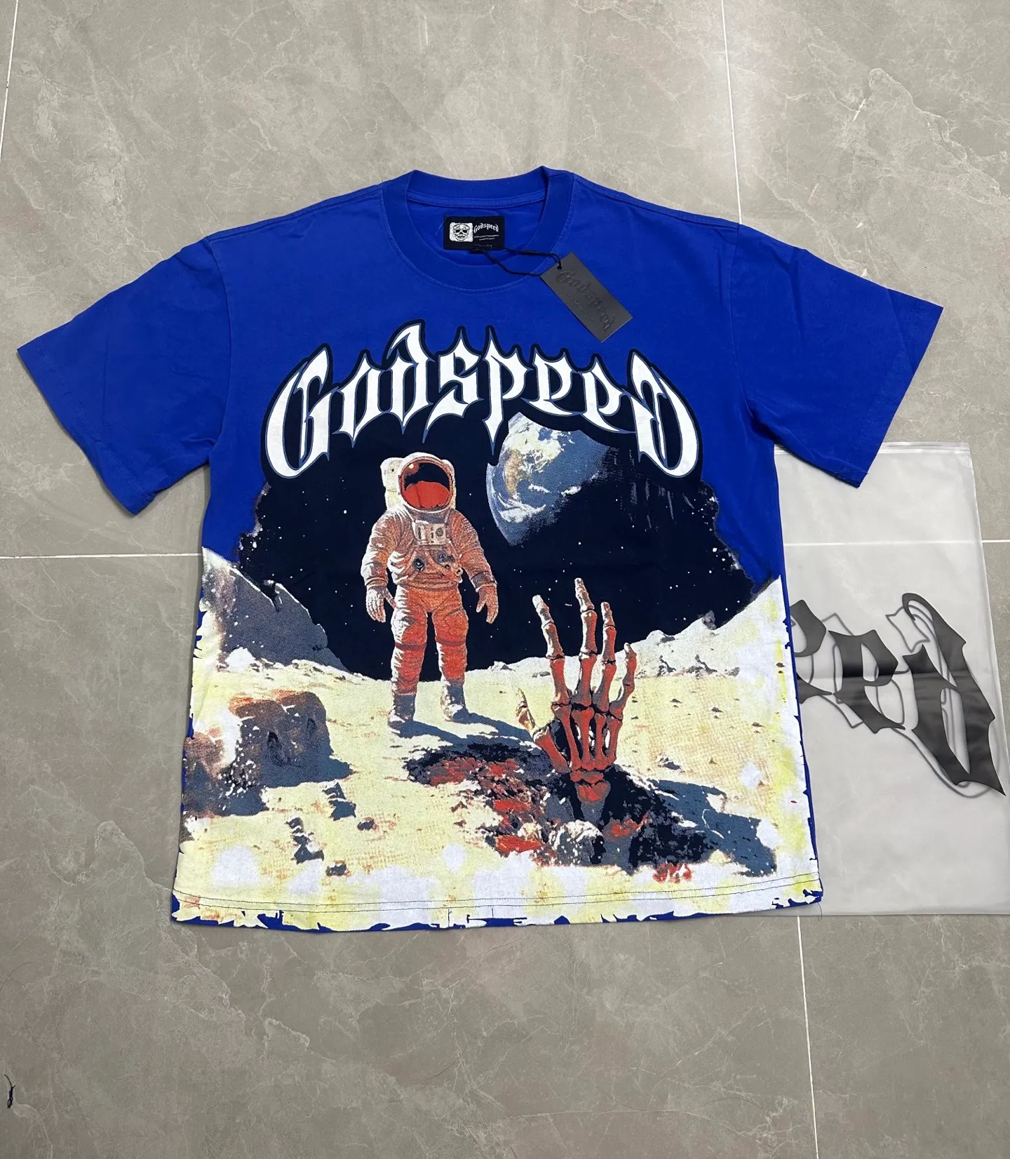 6109# Washed Kleinland I P116 Godspeed cross-border American rock and roll street washed vintage style short-sleeved T (craft printing) Fabric (fabric): 32 count combed double yarn 250 grams weight Size (size): S-M-L-XL Color (colour): Washed Kleinland