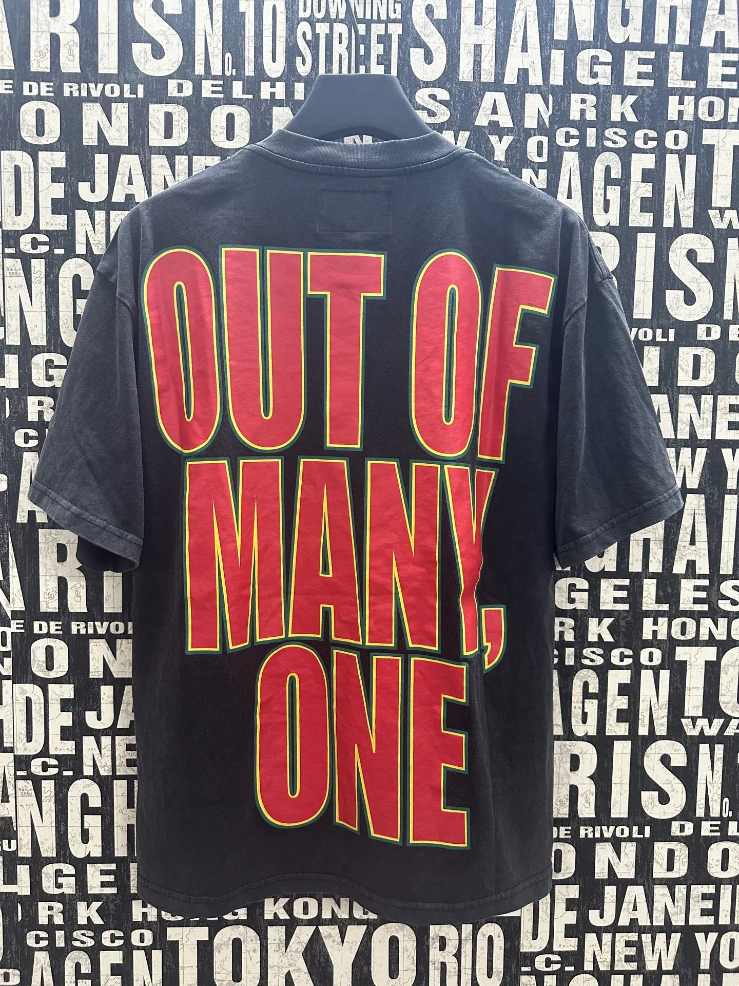 6045# washed black｜P116 Godspeed cross-border American rock and roll street washed retro style short-sleeved T (craft printing) fabric (fabric): 32 count combed double yarn 250 grams weight code (size): S-M-L-XL color (colour): washed black 👉