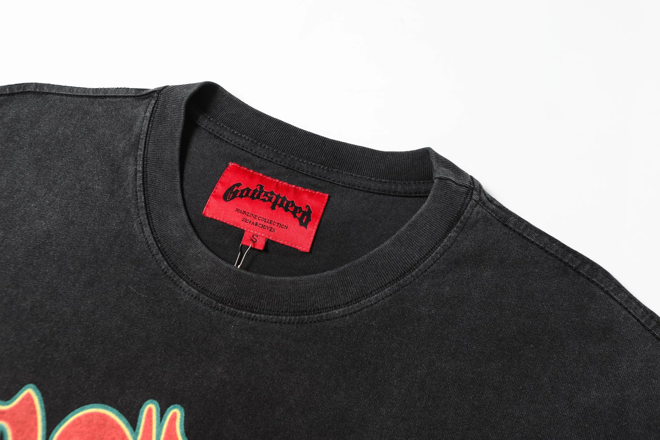 6045# washed black｜P116 Godspeed cross-border American rock and roll street washed retro style short-sleeved T (craft printing) fabric (fabric): 32 count combed double yarn 250 grams weight code (size): S-M-L-XL color (colour): washed black 👉