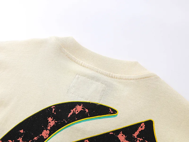 3008# P110 Real shot Godspeed American fashion rock street retro loose printed cotton short sleeves Fabric: 240g 32 count fine cotton double yarn pure cotton Color: apricot Size: S M L XL