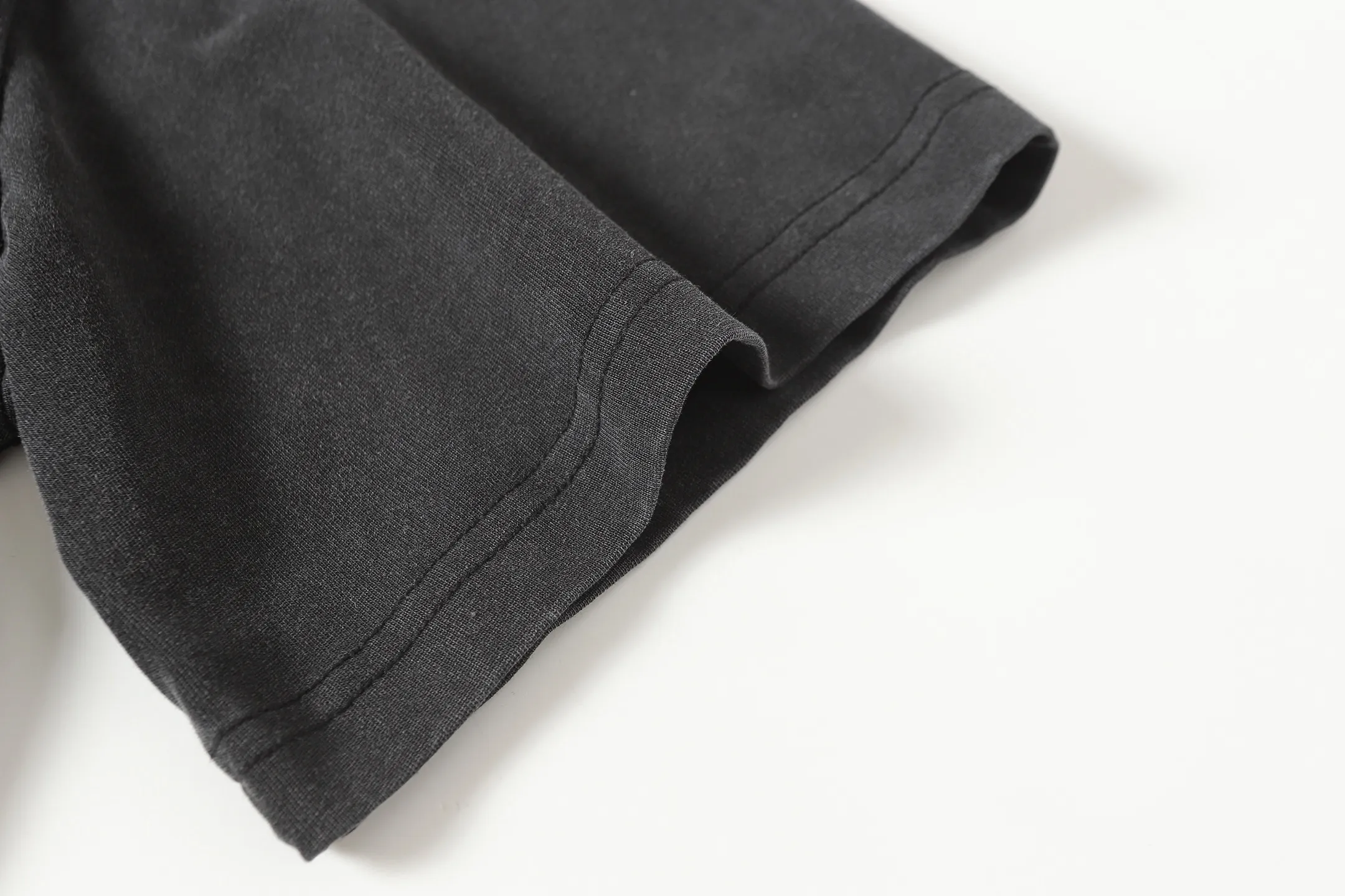 6092#washed black ｜ P116 Godspeed cross-border American rock and roll street washed retro style short-sleeved T (craft printing) fabric (fabric): 32-count combed double yarn 250 grams weight code (size): S-M-L-XL color (colour): washed black 👉