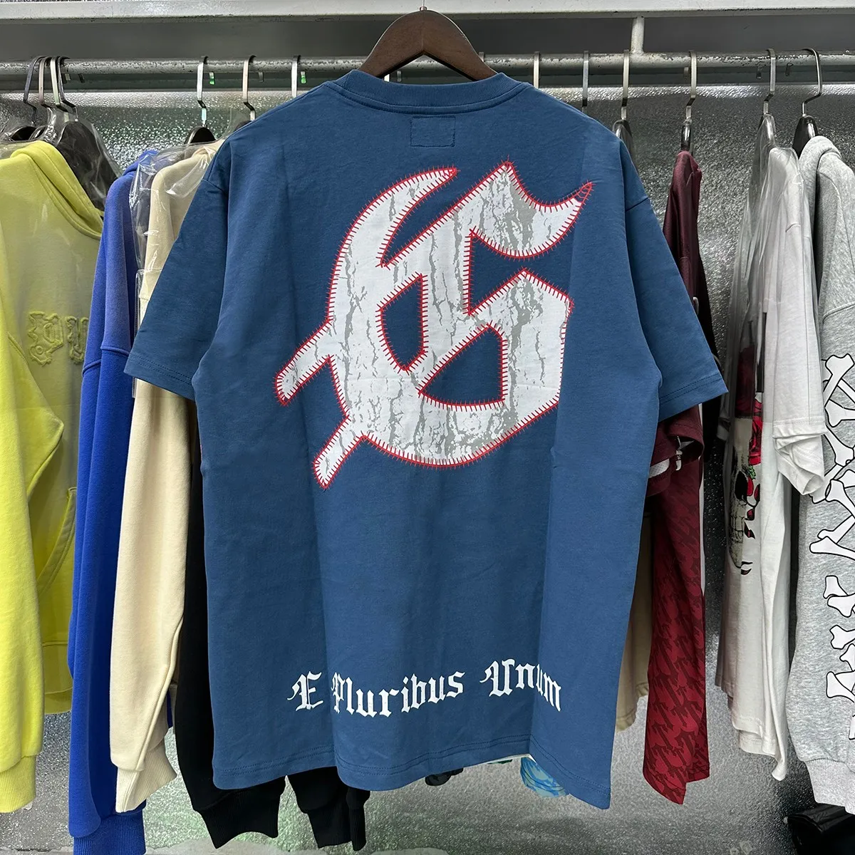 No. 7025, real shot, beautiful Godspeed skull baseball player print high quality double yarn pure cotton casual short-sleeved T-shirt batch 110 Color: black, apricot, blue; Size: S M L XL