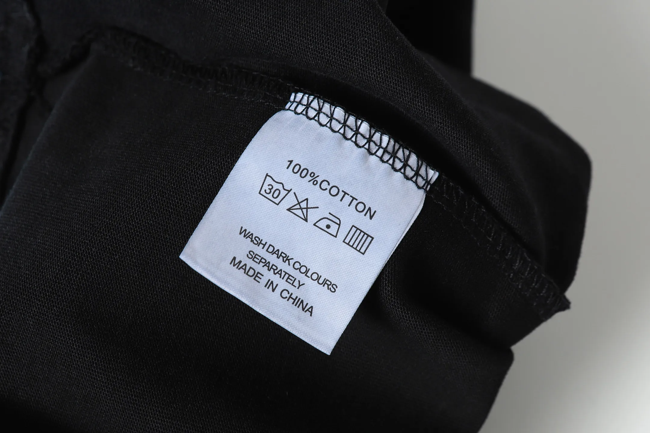 6085# washed black｜P116 Godspeed cross-border American rock and roll street washed retro style short-sleeved T (craft printing) fabric (fabric): 32 count combed double yarn 250 grams weight code (size): S-M-L-XL color (colour): washed black 👉 👉