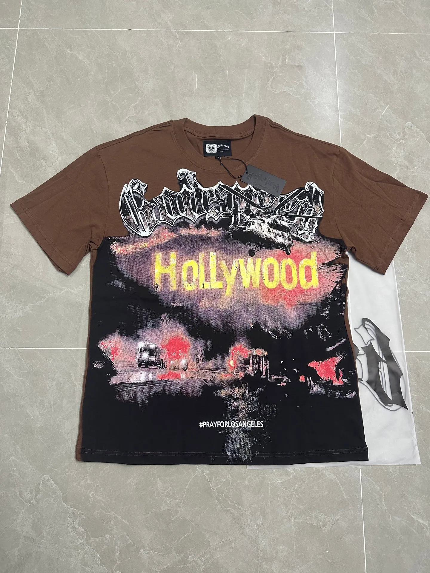 5127#coffee P106 Real shot in stock (exclusive new style) Los Angeles wildfire🔥 scene Godspeed cross-border American rock and roll street wash retro style short-sleeved T (craft printing) fabric (fabric): 32 count combed double yarn 240 grams weight code number (size): S-M-L-XL color (colour): brown