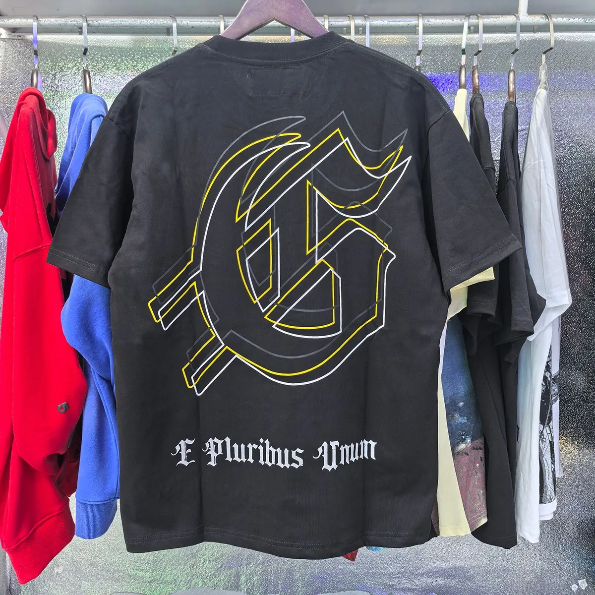 Actual photo, No. 7053, Mechao Godspeed spacesuit pyramid print high quality double yarn pure cotton casual round neck short-sleeved T-shirt batch 110 Color: black, blue; Size: S M L XL