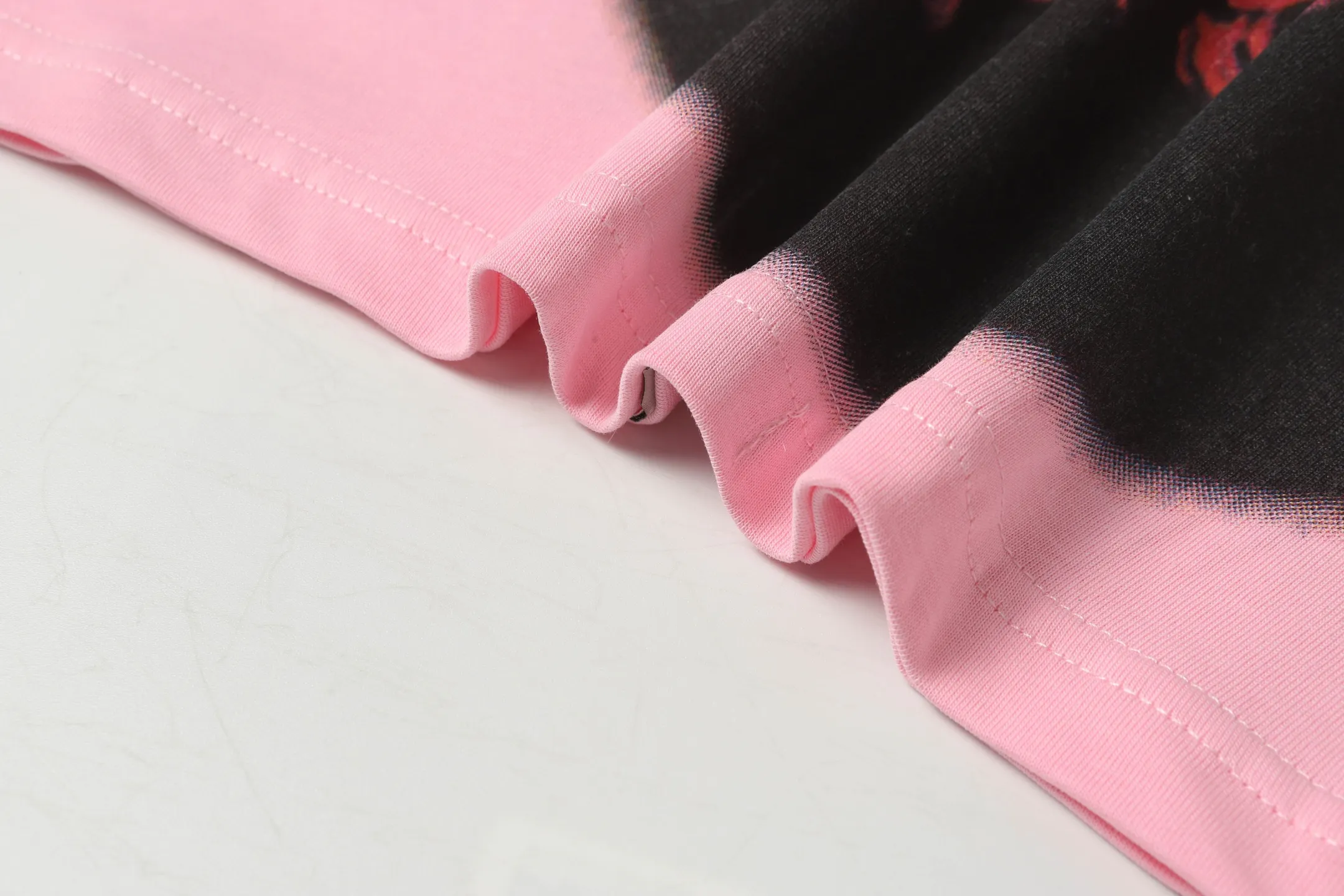 5026#pink｜P104 Godspeed cross-border American rock and roll street washed retro style short-sleeved T (craft printing) fabric (fabric) 32-count combed double yarn 240 grams weight code number (size): S-M-L-XL color (colour): pink