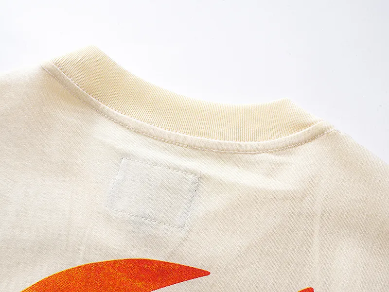 3155# P150 Real shot Godspeed American fashion rock street pure cotton loose fake two-piece long-sleeved T-shirt long T Fabric: 270g 32-count fine cotton double yarn pure cotton Color: Apricot Code number: S M L XL