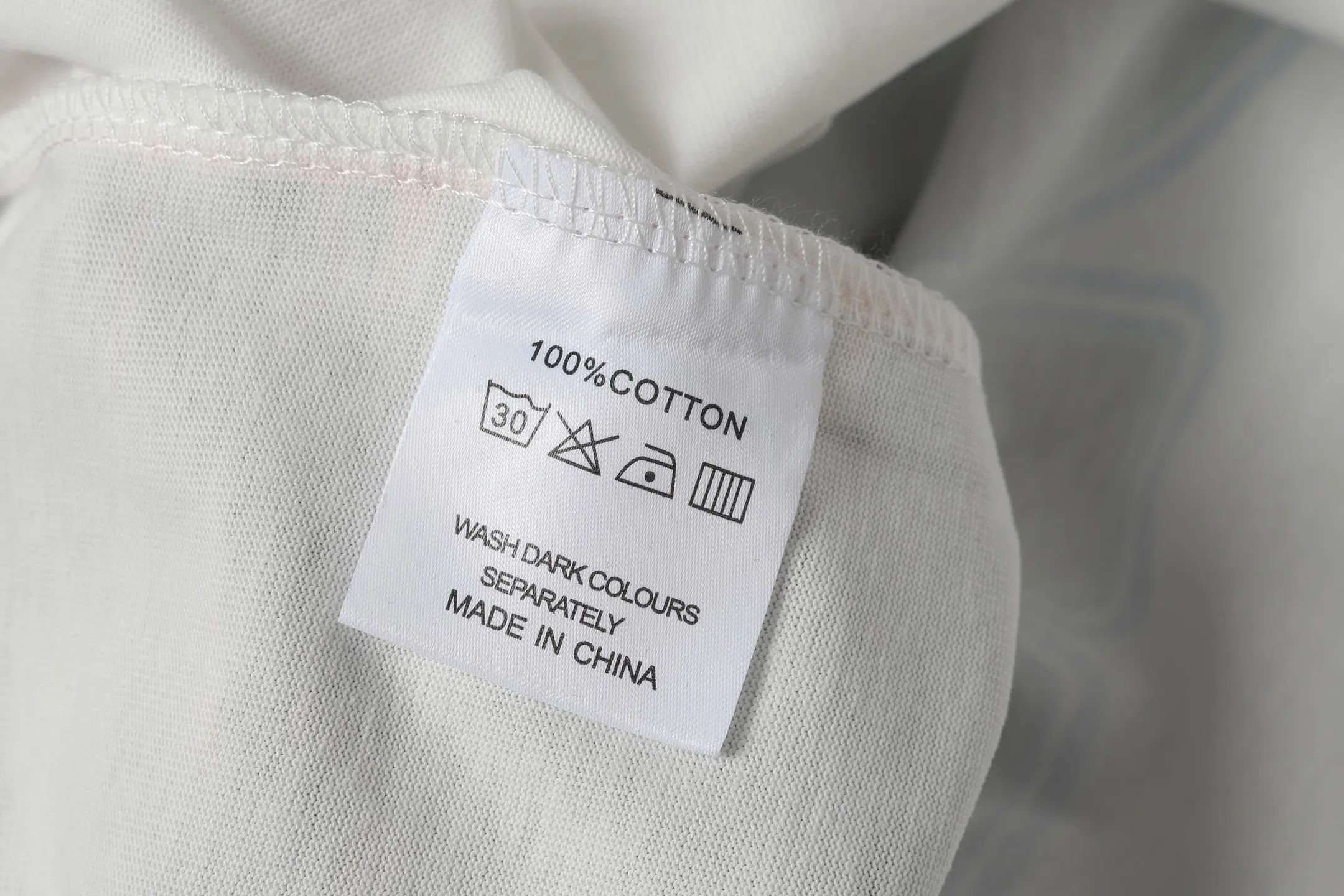 5016 White
