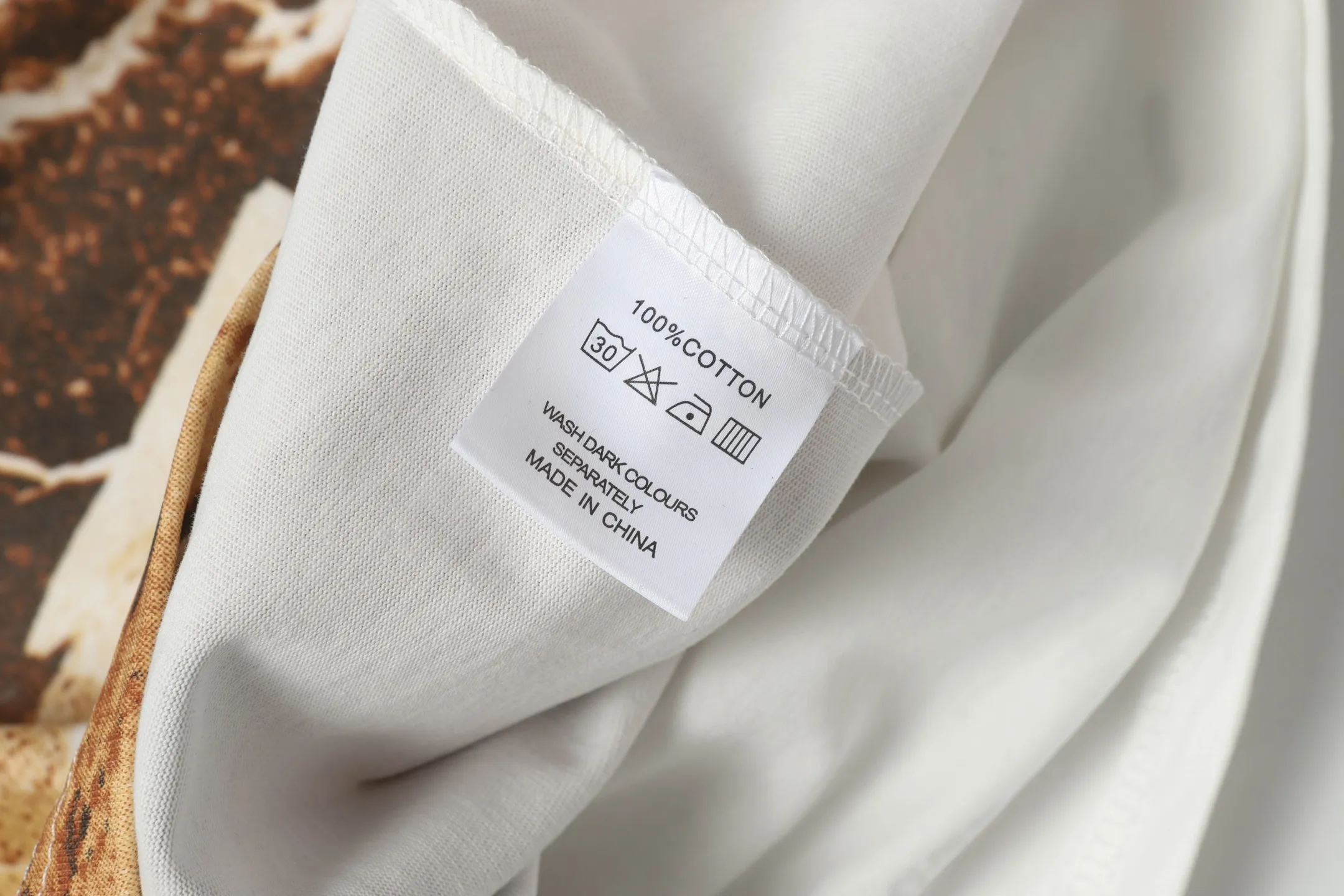 5023#White/Pink｜P104 Godspeed cross-border American rock and roll street washed retro style short-sleeved T (craft printing) fabric (fabric): 32 count combed double yarn 240 grams weight code number (size): S-M-L-XL color (colour): white.pink