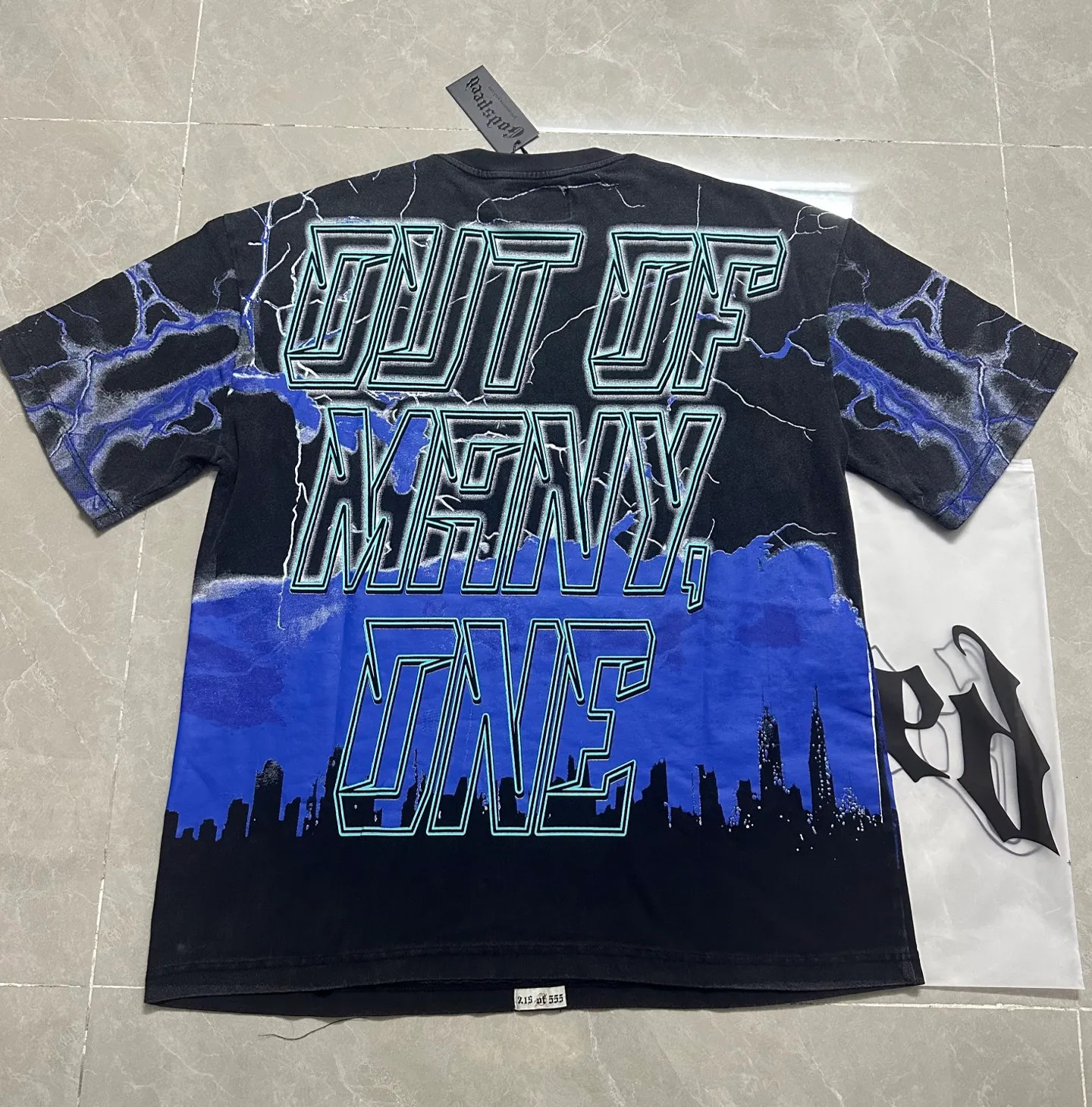 6301# Washed black-blue I P116 Real stock (American fashion niche) Godspeed cross-border American rock street washed retro style short-sleeved T (craft printing) Fabric (fabric): 32 counts combed double yarn 250 grams weight Size (size): S-M-L-XL Color (colour): Washed black-blue