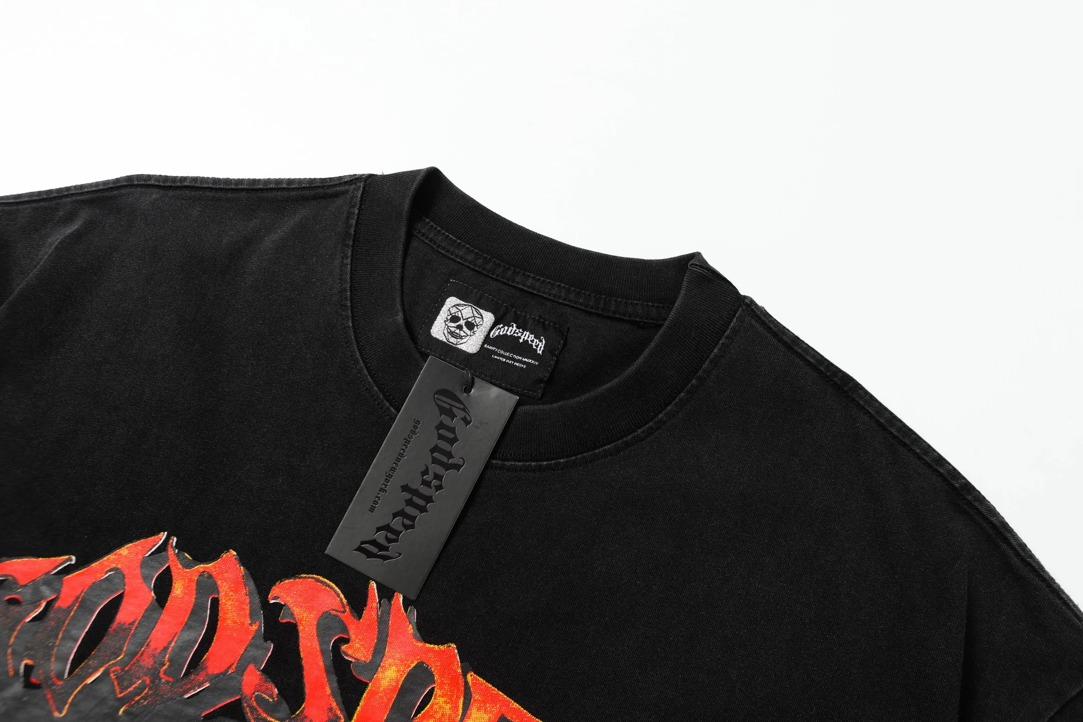 6019#washed black｜P116 Godspeed cross-border American rock and roll street washed retro style short-sleeved T (craft printing) fabric (fabric): 32 count combed double yarn 250g weight size (size): S-M-L-XL color (colour): washed black 👉