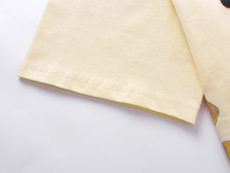3132# P106 Real shot Godspeed American fashion rock street retro loose printed cotton short sleeves Fabric: 240g 32 count fine cotton double yarn pure cotton Color: apricot Size: S M L XL