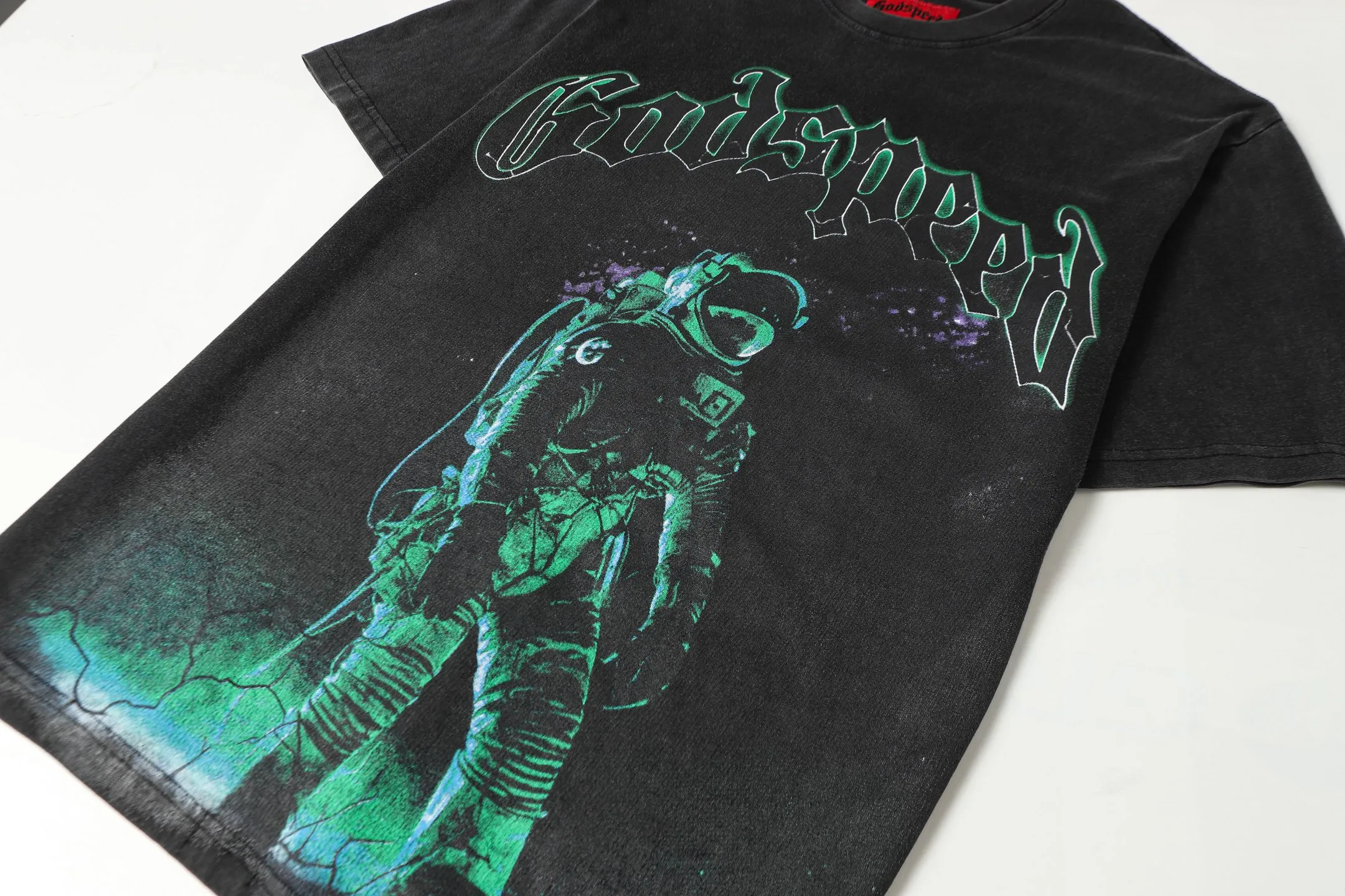 6056 washed black｜P116 Godspeed cross-border American rock and roll street washed retro style short-sleeved T (craft printing) fabric (fabric): 32 count combed double yarn 250 grams weight size (size): S-M-L-XL color (colour): washed black