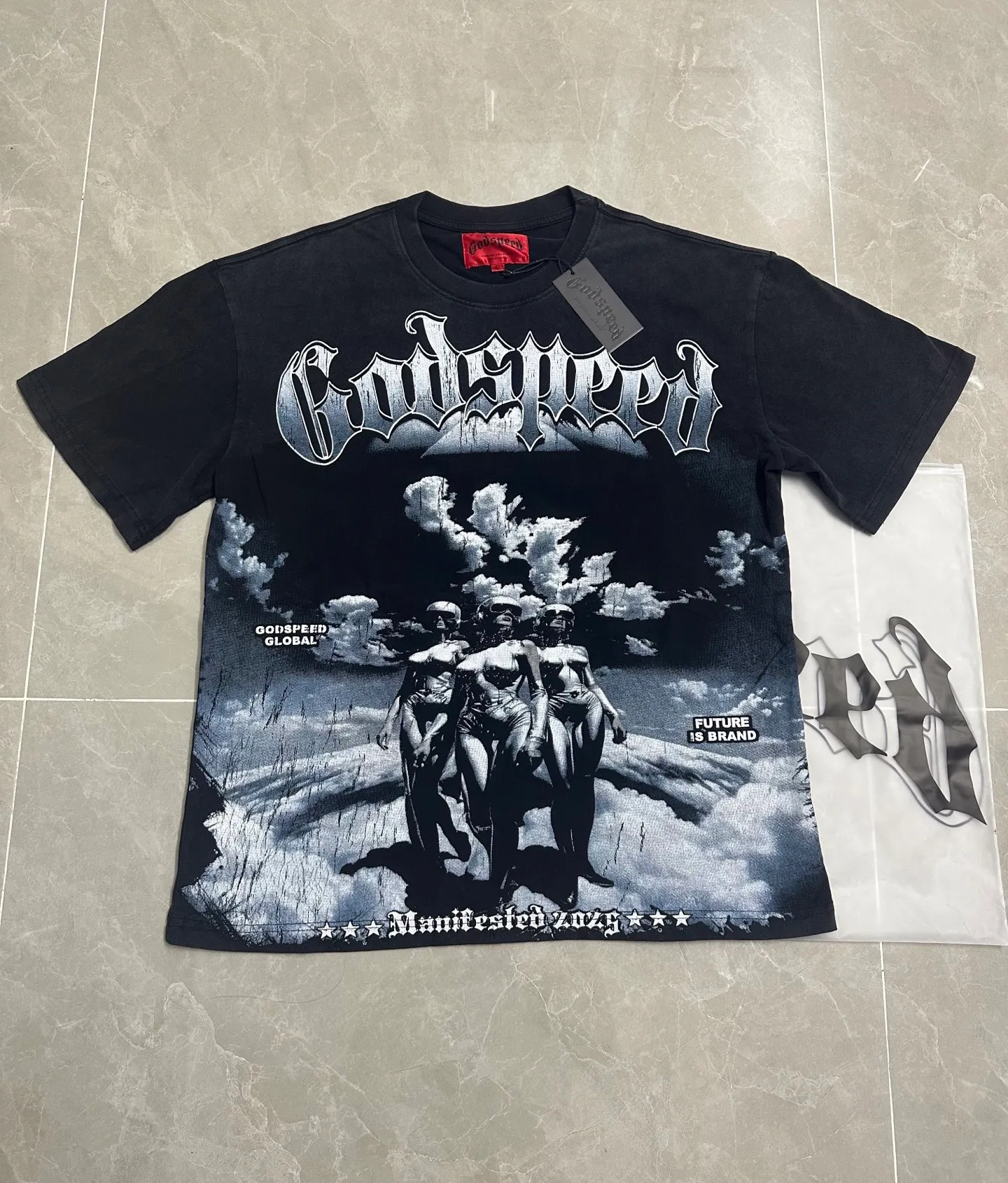 6302# Washed black I P116 Real shot (American fashion niche) Godspeed cross-border American rock street washed retro style short-sleeved T (craft printing) Fabric (fabric): 32 counts combed double yarn 250 grams weight Size (size): S-M-L-XL Color (colour): Washed black