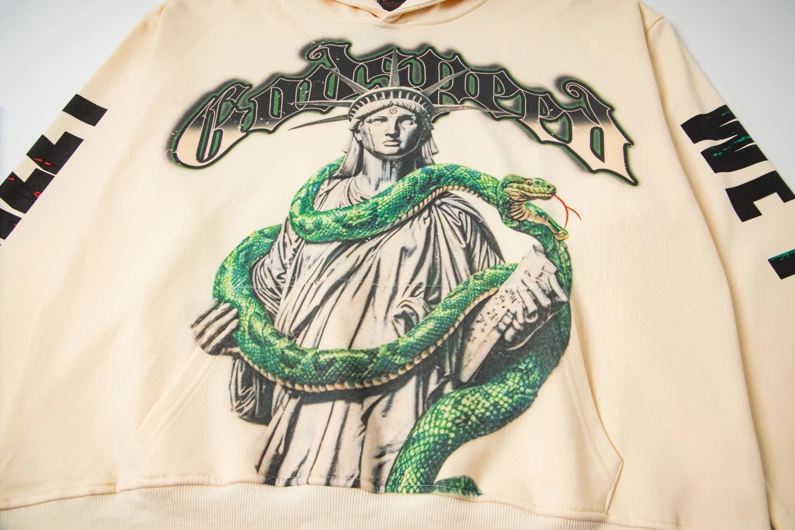 G36# GodSpeed ​​white ink direct spray sweatshirt S-XL apricot P226