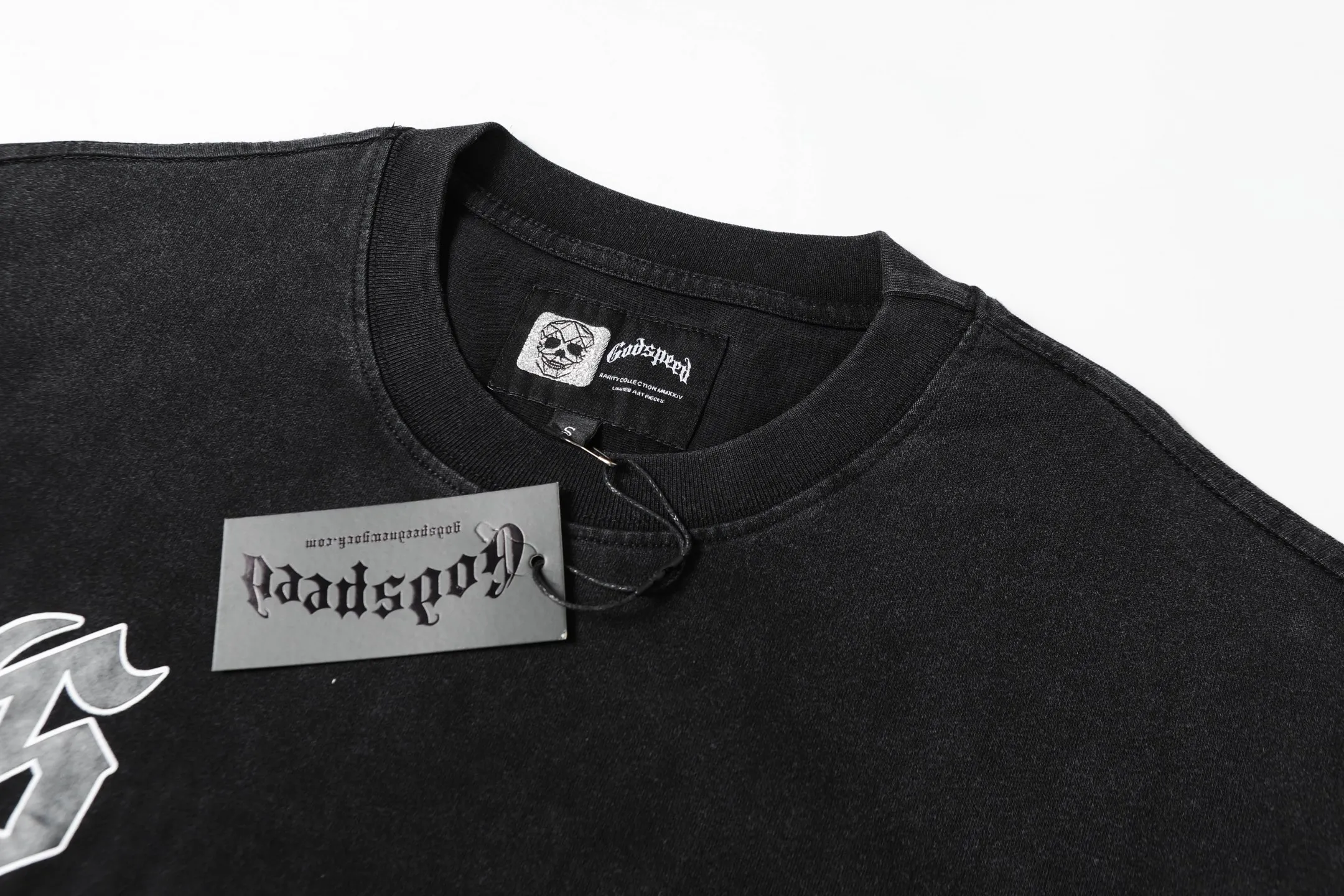 6035# washed black｜P116 Godspeed cross-border American rock and roll street washed retro style short-sleeved T (craft printing) fabric (fabric): 32 count combed double yarn 250 grams weight code (size): S-M-L-XL color (colour): washed black 👉