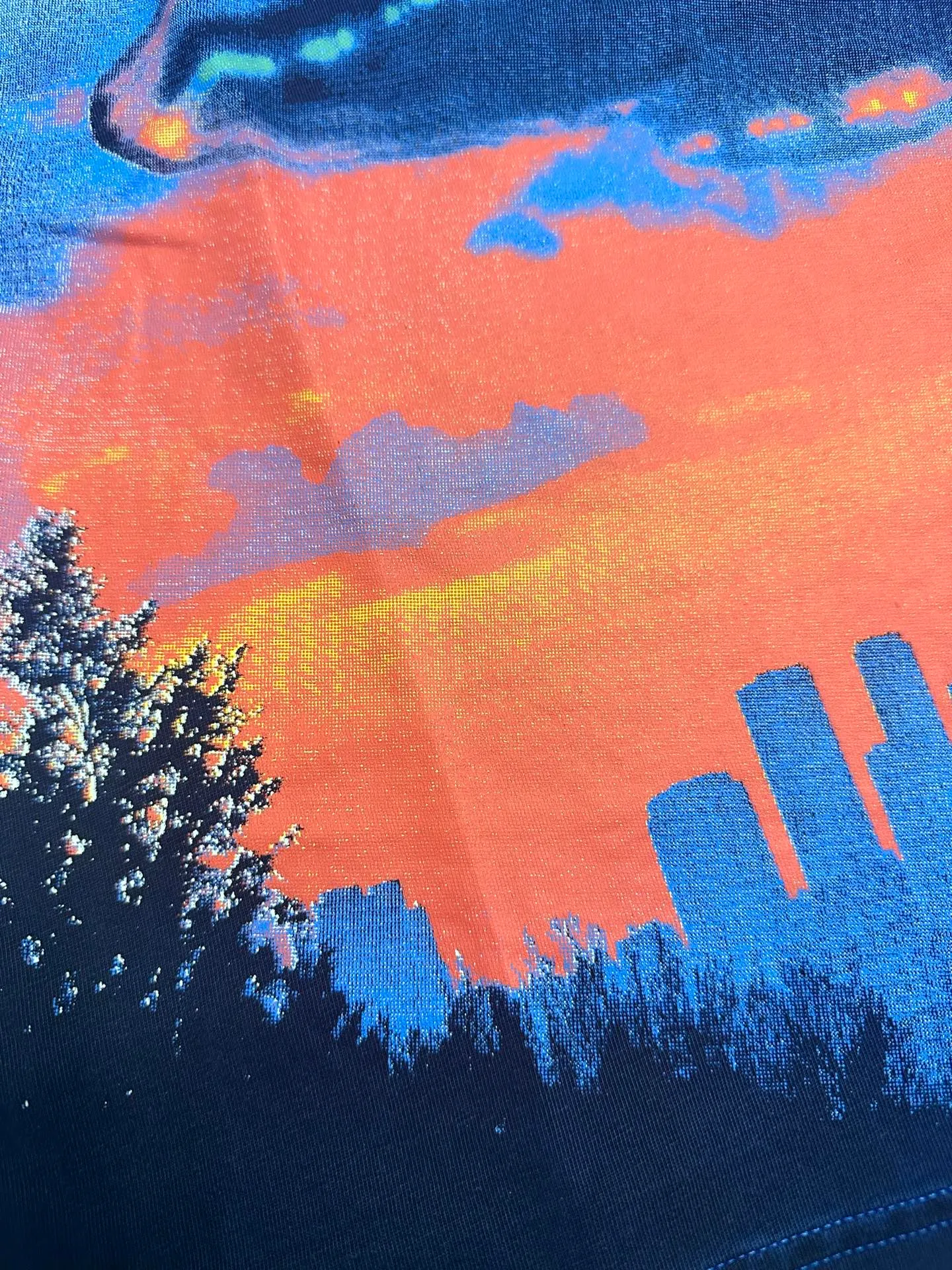 6140## Washed Kleinland | P116 Official high-definition proportion printing Godspeed cross-border American rock and roll street washed retro style short-sleeved T (craft printing) Fabric (fabric): 32 counts combed double yarn 250 grams weight Size (size): S-M-L-XL Color (colour): Washed Kleinland 👉