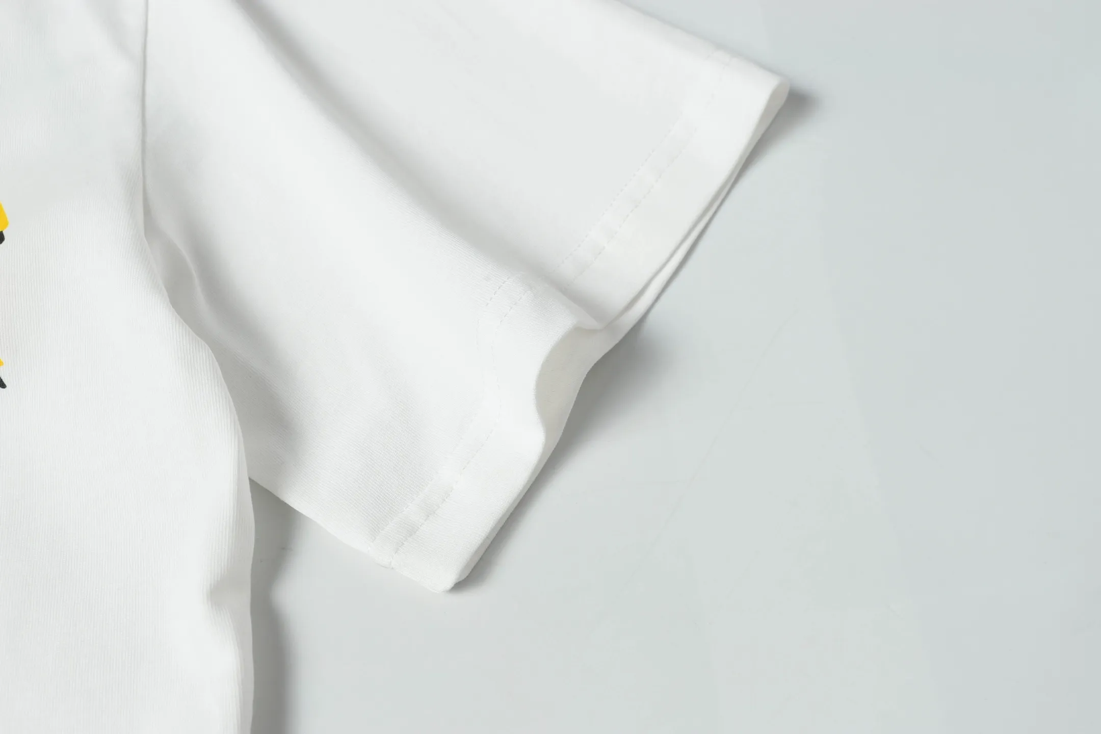 5007#White/Apricot｜P104 Godspeed cross-border American rock and roll street washed retro style short-sleeved T (craft printing) fabric (fabric): 32-count combed double yarn 240 grams weight code number (size): S-M-L-XL color (colour): white, apricot,