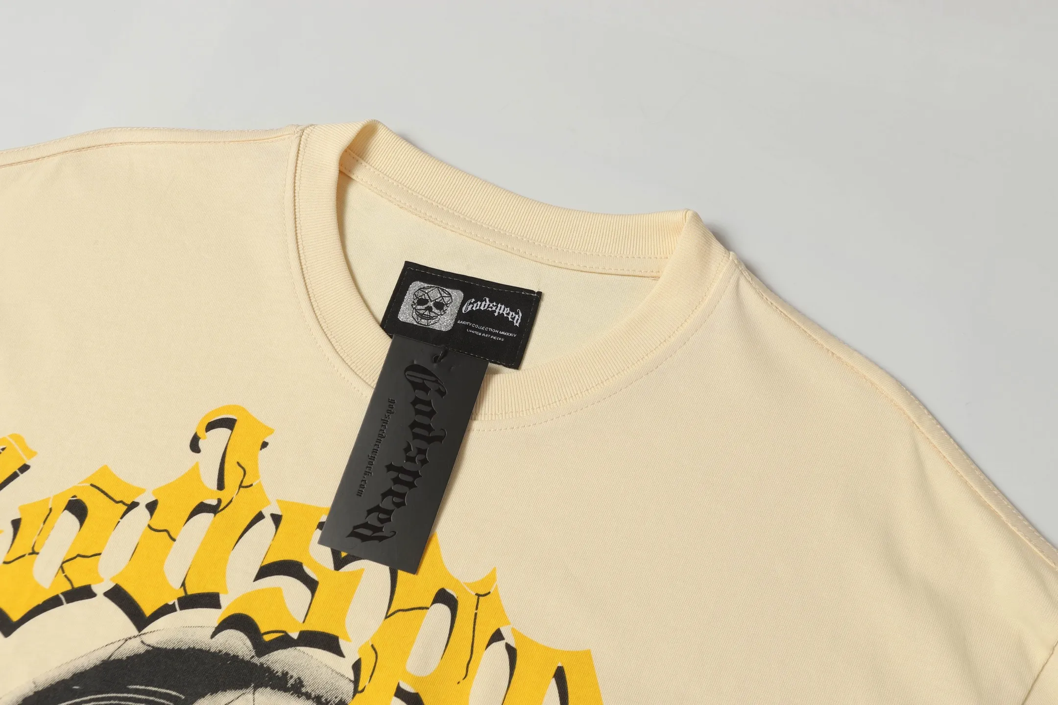 5007#White/Apricot｜P104 Godspeed cross-border American rock and roll street washed retro style short-sleeved T (craft printing) fabric (fabric): 32-count combed double yarn 240 grams weight code number (size): S-M-L-XL color (colour): white, apricot,