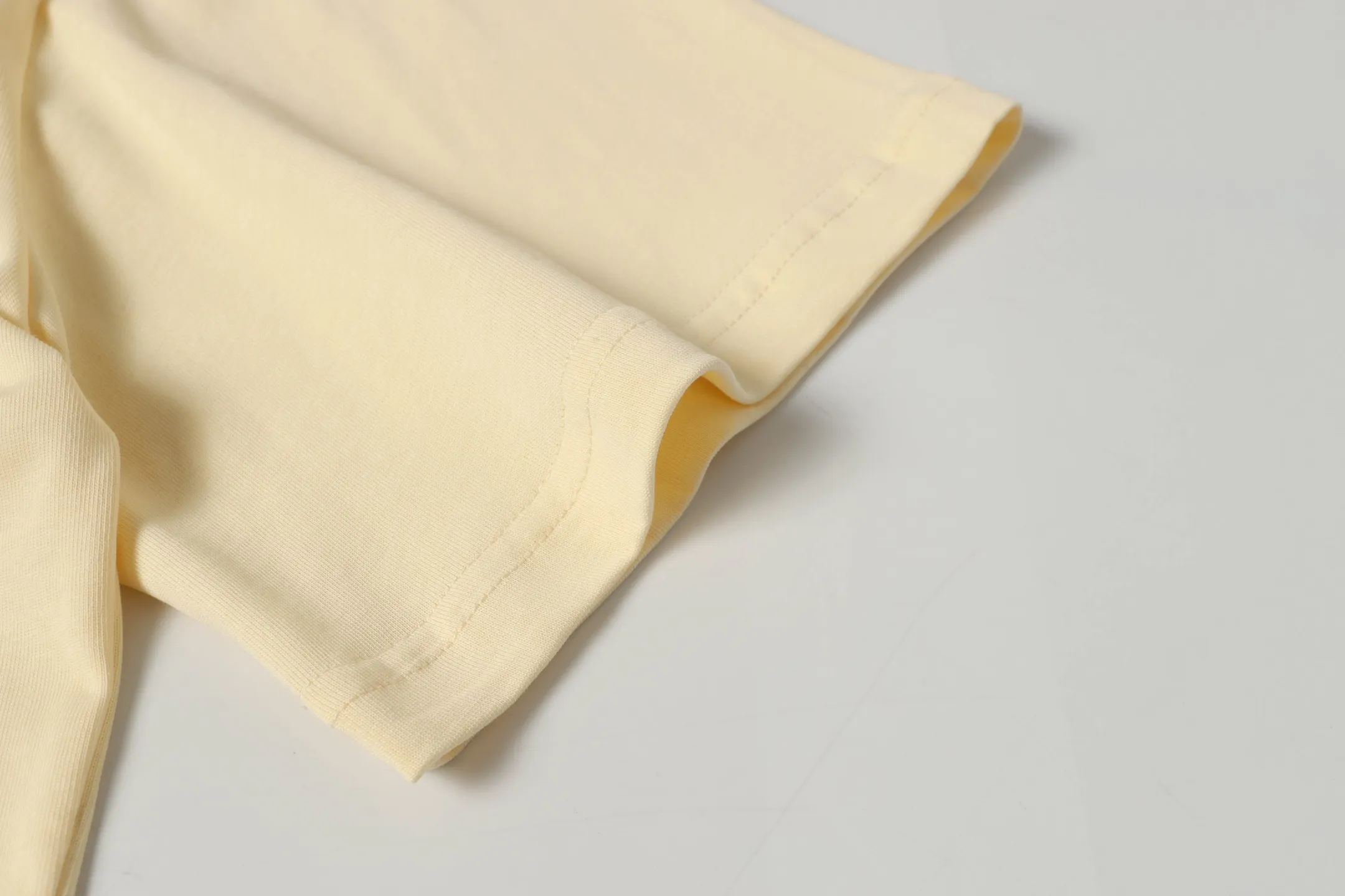 5045#apricot|P104 Godspeed cross-border American rock and roll street washed retro style short-sleeved T (craft printing) fabric (fabric) 32 counts combed double yarn 240 grams weight code number (size): S-M-L-XL color (colour): apricot