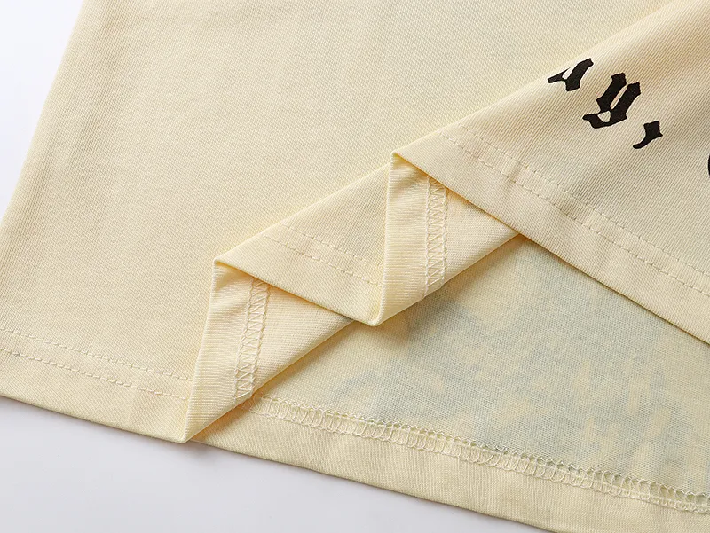 3055# P110 Real shot Godspeed American fashion rock street retro loose printed cotton short sleeves Fabric: 240g 32 count fine cotton double yarn pure cotton Color: apricot Size: S M L XL