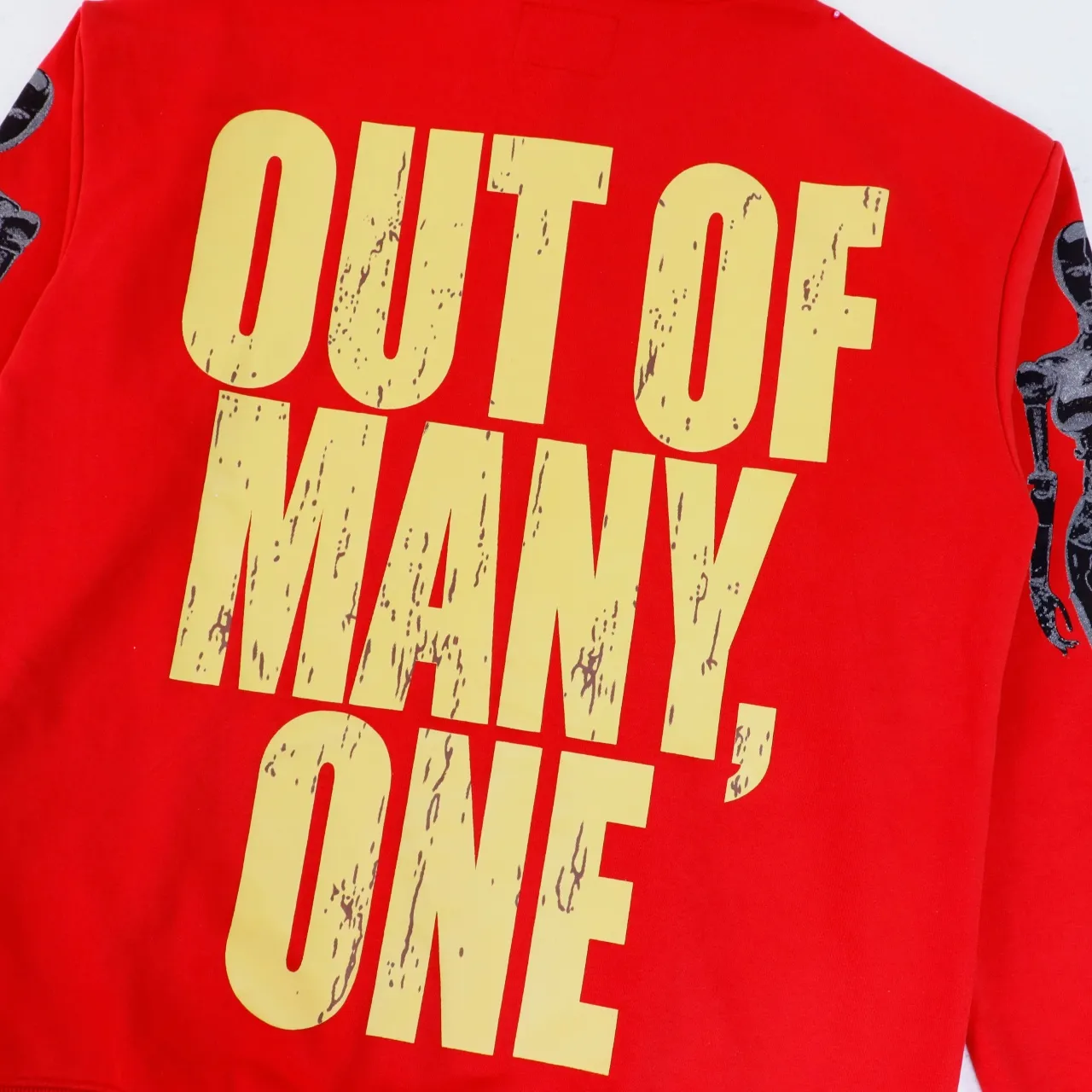 Style number: 5536 Fabric: 420g washed and distressed P196 Real shot Spot Godspeed American fashion rock street retro washed and distressed printed hooded sweatshirt Color: washed black red Size: S M L XL
