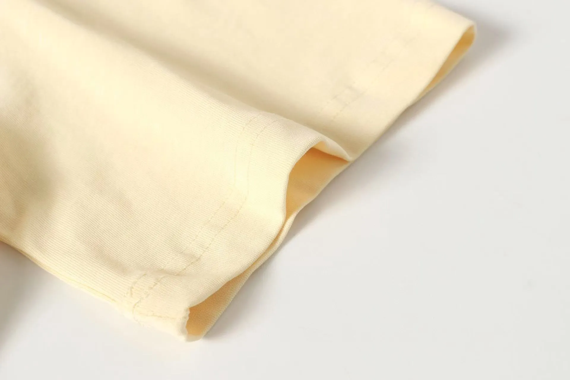 5113#apricot I P8456 Godspeed cross-border American rock and roll street washed retro style short-sleeved T (craft printing) fabric (fabric) 32 counts combed double yarn 240 grams weight code number (size): S-M-L-XL color (colour): apricot
