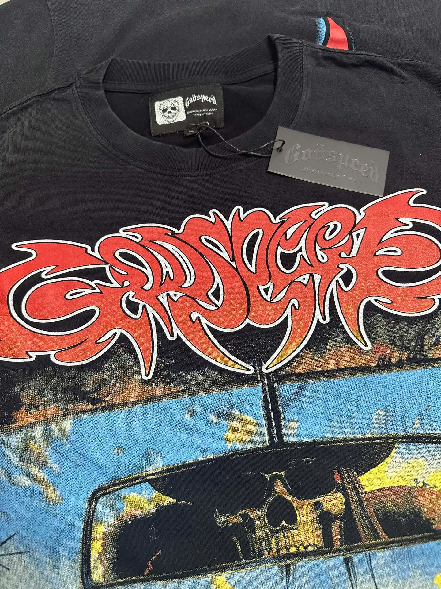 6311# Washed black I P116 Real shot in stock (American fashion niche) (HD picture) Godspeed cross-border American rock street washed retro style short-sleeved T (craft printing) Fabric (fabric): 32 counts combed double yarn 250 grams weight Size (size): S-M-L-XL Color (colour): Washed black