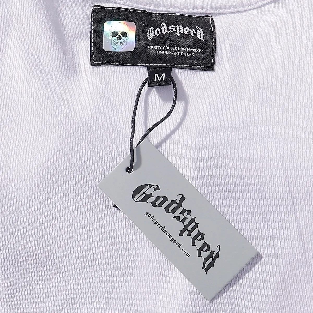No. 7036, Mechao Godspeed masked man print high weight double yarn pure cotton casual short-sleeved T-shirt batch 110 Color: black, white; Size: S M L XL