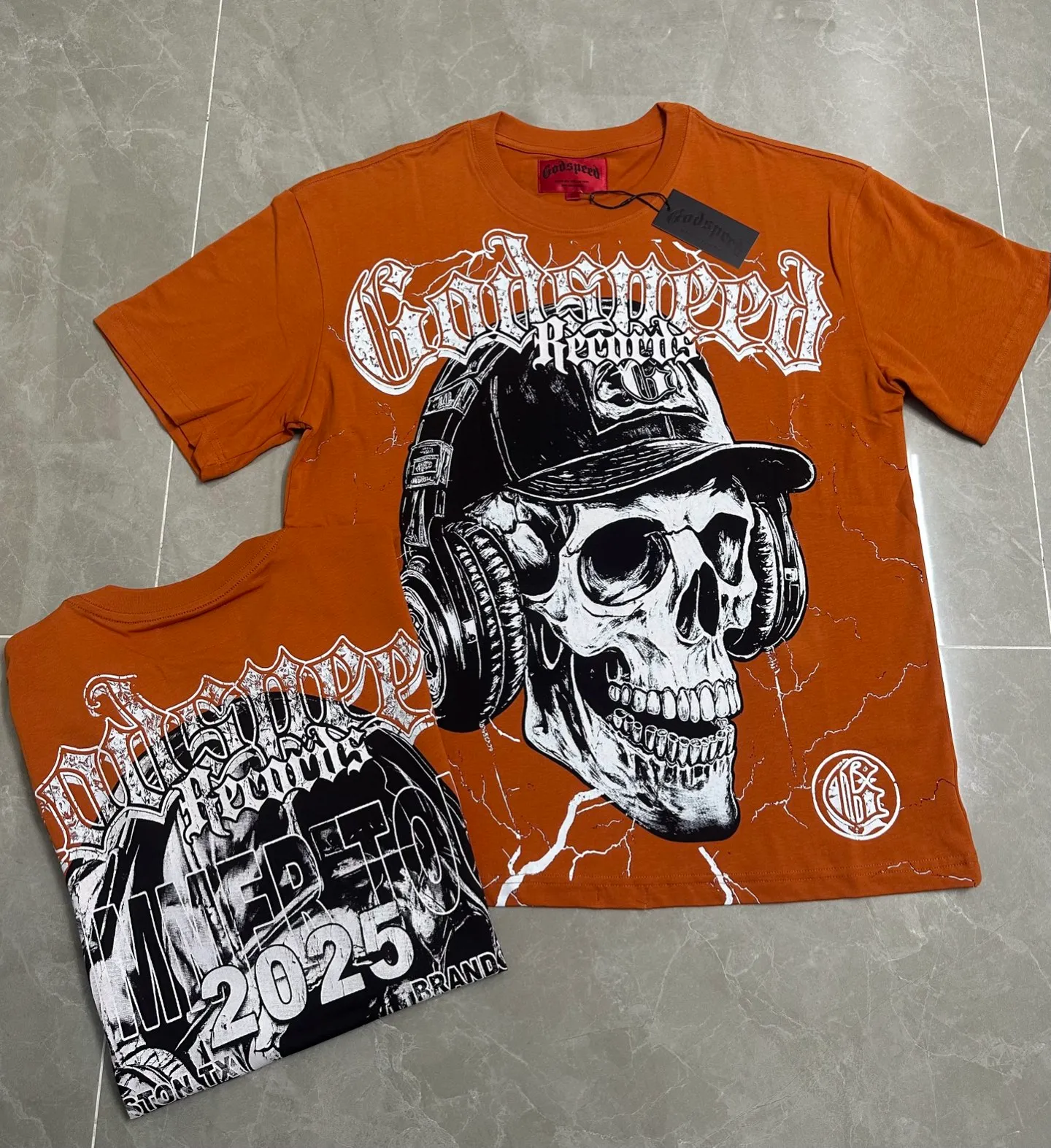 5130# Retro Brick Red I P106 Real Spot - The latest exclusive Godspeed cross-border American rock and roll street washed retro style short-sleeved T (craft printing) Fabric (fabric): 32-count combed double yarn 240 grams weight Size (size): S-M-L-XL Color (colour): Retro Brick Red 👉
