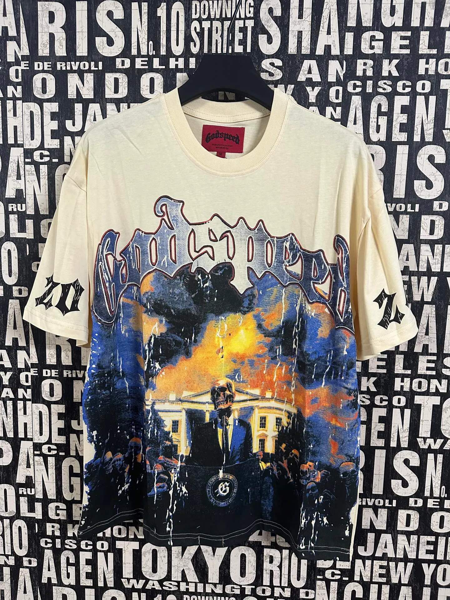5051# White/Apricot | P104 Godspeed cross-border American rock and roll street washed retro style short-sleeved T (craft print) Fabric (fabric): 32-count combed double yarn 240 grams weight Size (size): S-M-L-XL Color (colour): white, apricot,