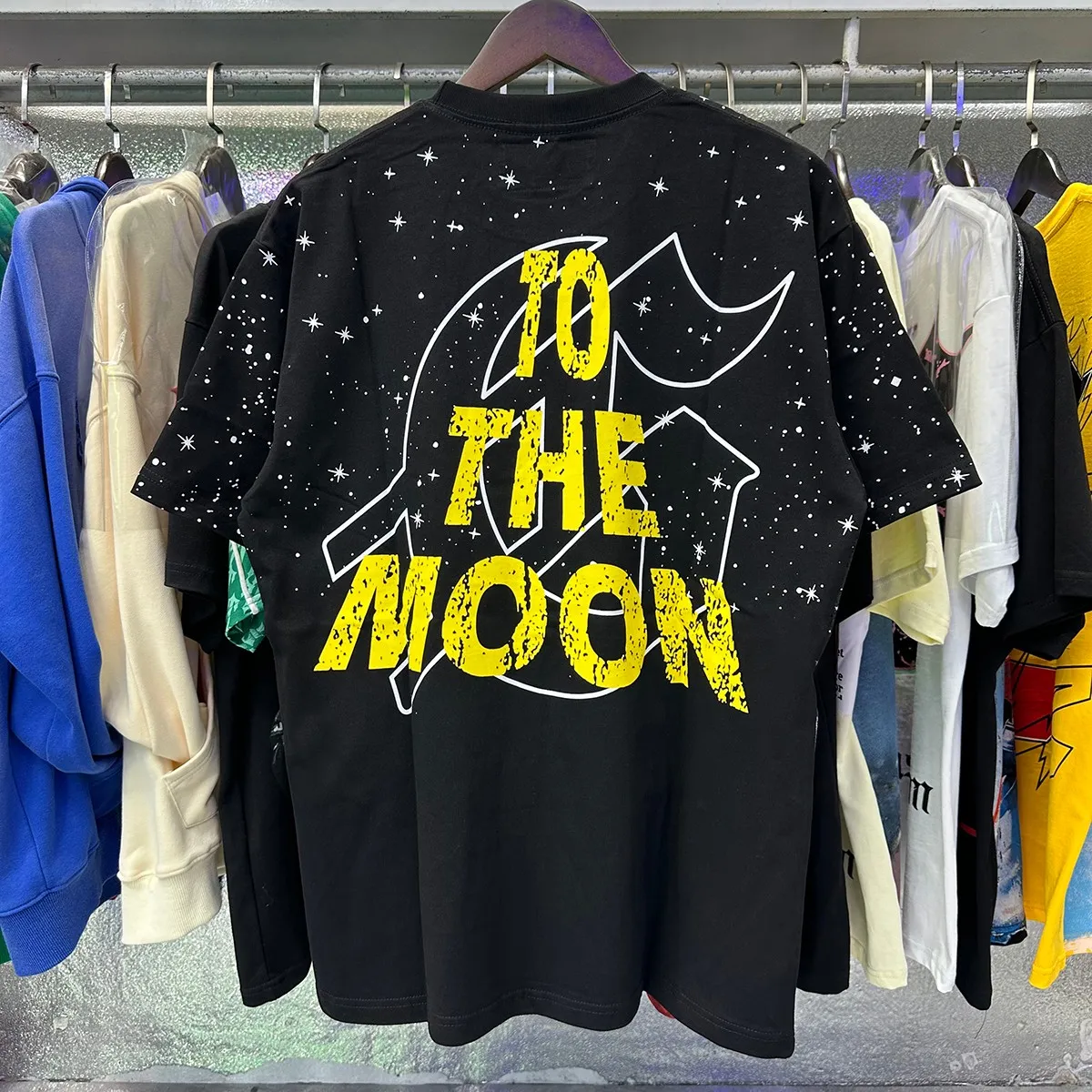 Actual photo, No. 7072, Mechao Godspeed astronaut Earth starry print high quality double yarn pure cotton casual short-sleeved T-shirt batch 110 Color: black and red, apricot, black and yellow