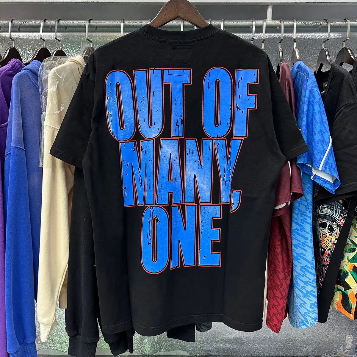 No. 7028, real shot, Mechao Godspeed speech skull print high quality double yarn pure cotton casual round neck short-sleeved T-shirt batch 110 Color: black, white, blue, apricot; Size: S M L XL