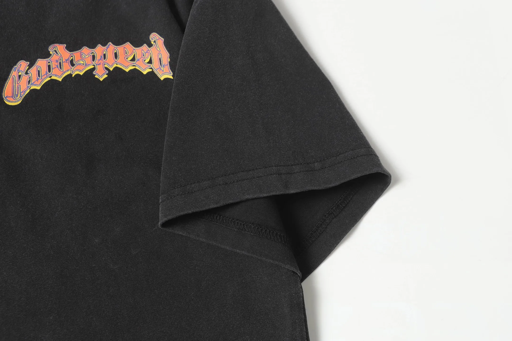 6008#washed black｜P116 Godspeed cross-border American rock and roll street washed retro style short-sleeved T (craft printing) fabric (fabric): 32 count combed double yarn 250g weight size (size): S-M-L-XL color (colour): washed black 👉
