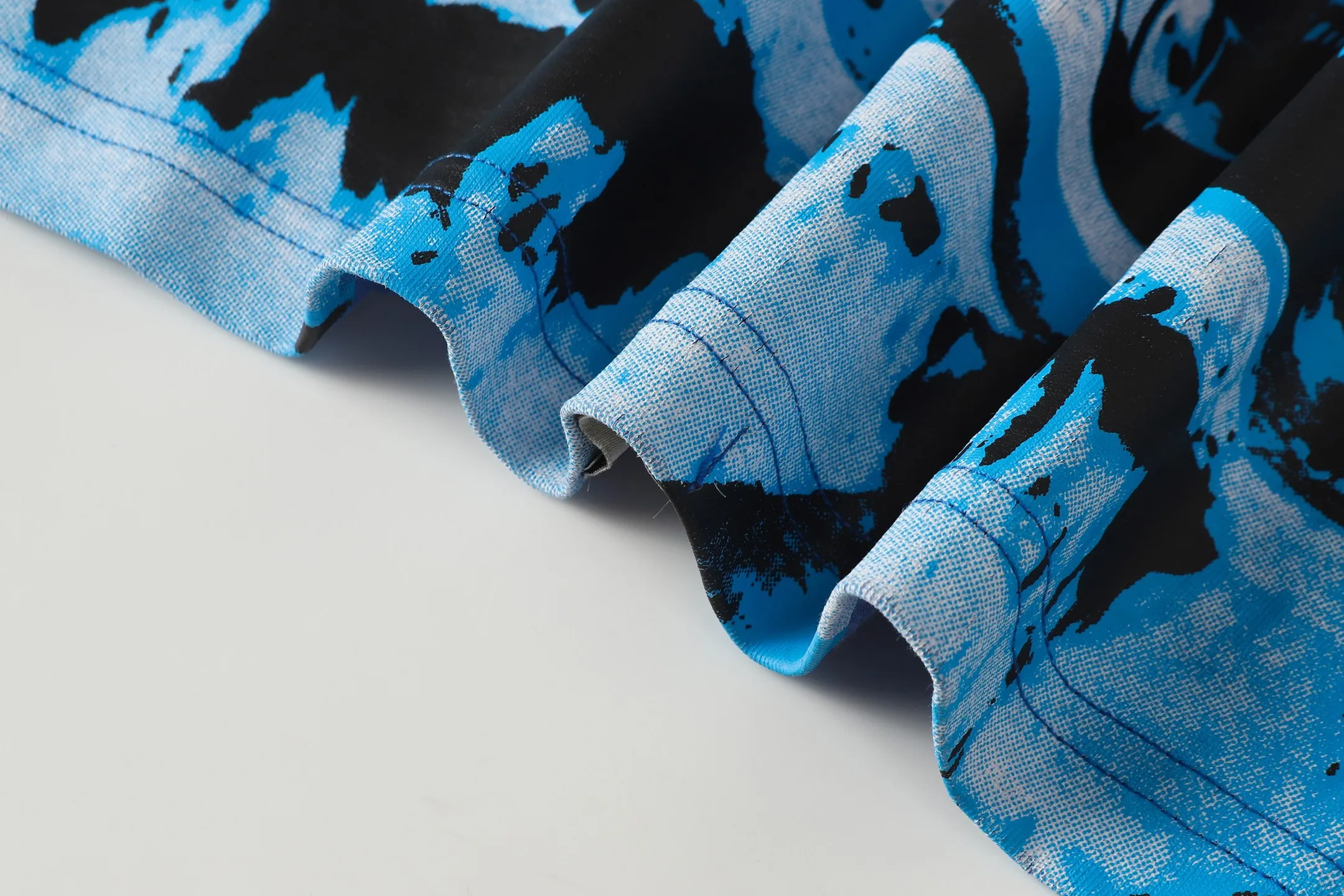 6015# Washed Klein Blue | P116 Godspeed cross-border American rock and roll street washed retro style short-sleeved T (craft print) Fabric (fabric): 32-count combed double yarn 250 grams weight Size (size): S-M-L-XL Color (colour): Washed Klein Blue