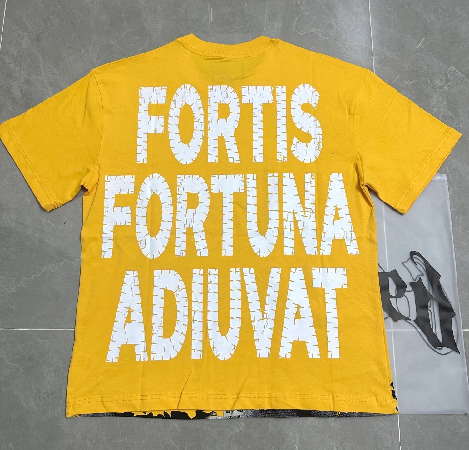 5129# golden yellow I P106 real stock (exclusive new style) Godspeed cross-border American rock and roll street washed retro style short-sleeved T (craft printing) fabric (fabric): 32 counts combed double yarn 240 grams weight code number (size): S-M-L-XL color (colour): golden yellow