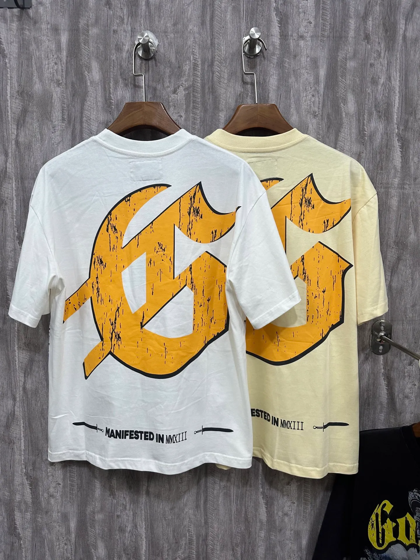 5010#apricot/white｜P104 Godspeed cross-border American rock and roll street washed retro style short-sleeved T (craft printing) fabric (fabric): 32-count combed double yarn 240 grams weight code number (size): S-M-L-XL color (colour): white, apricot,