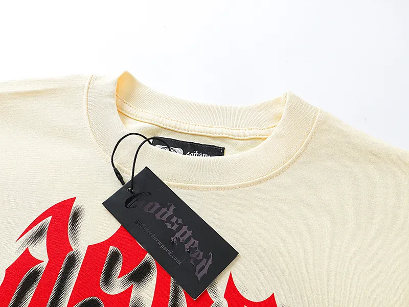 3129# P106 Real shot Godspeed American fashion rock street retro loose printed cotton short sleeves Fabric: 240g 32 count fine cotton double yarn pure cotton Color: apricot Size: S M L XL