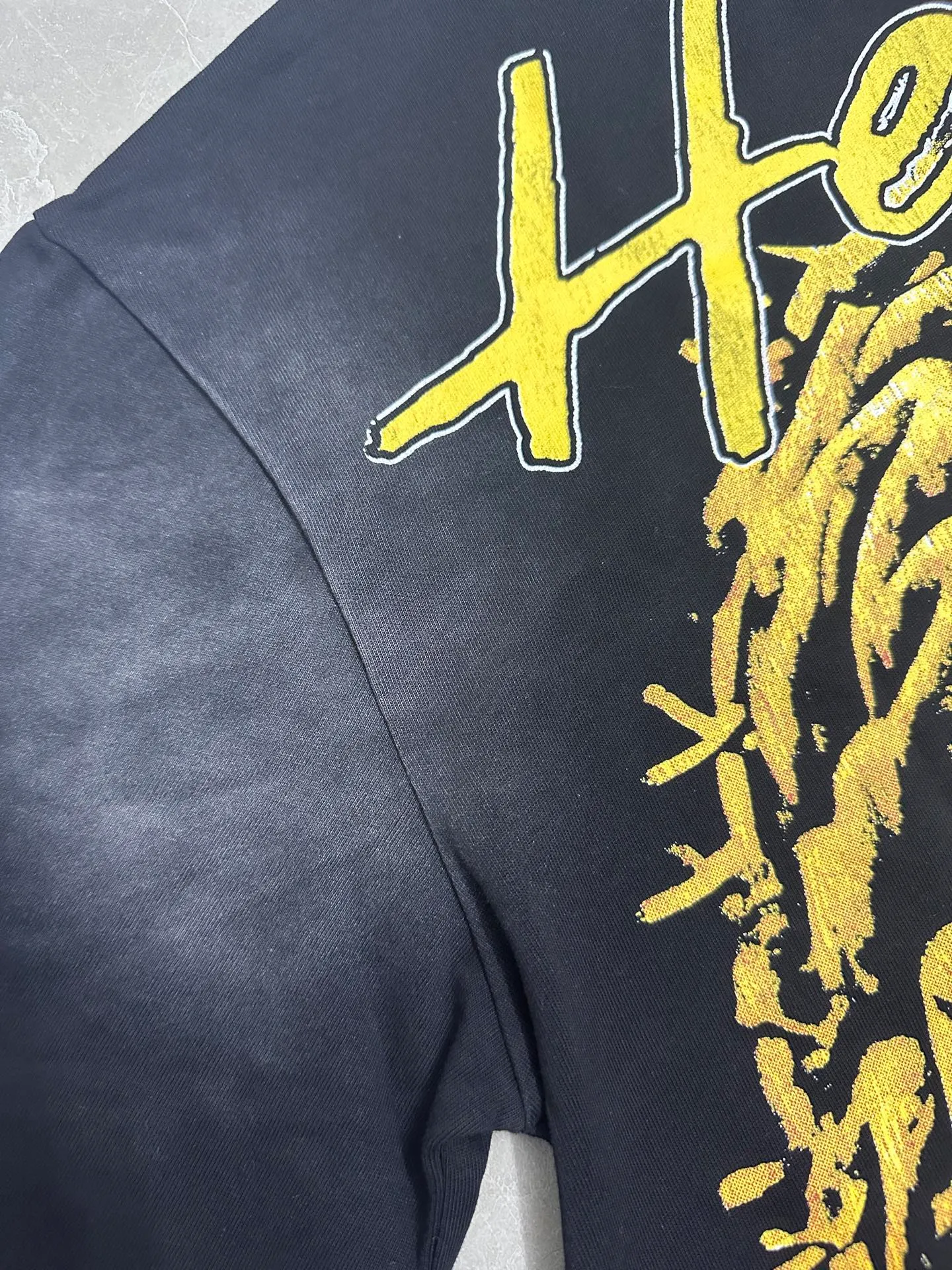 P124 113# Washed black spray Ma Liu I Hellstar Cross-border European and American style street fashion brand pure cotton T-shirt Fabric (fabric): 32 counts 250g washed combed double yarn pure cotton Size (size): S-M- L- X L Color (colour): Washed black (spray Ma Liu)