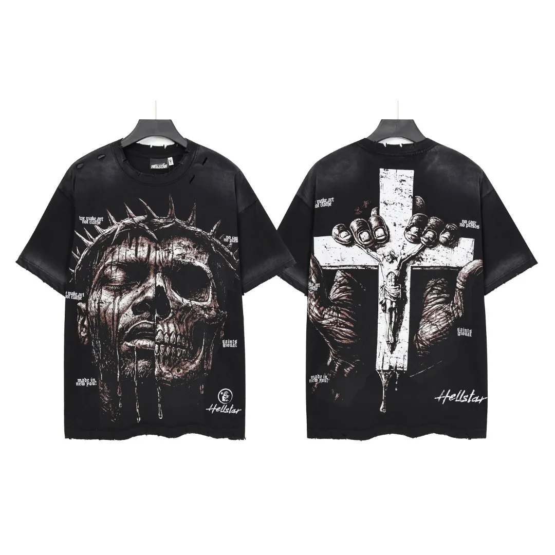 P134 Hellstar/Hellstar (actual shot) Craftsmanship: Washed and sprayed + holes + the whole piece is washed and hand-worn Cross-border European and American style street brand pure cotton T-shirt Fabric (fabric): 32 pieces of 250g washed and combed double yarn pure cotton Size (size): S-M- L- X L Color (colour): Washed black 👉