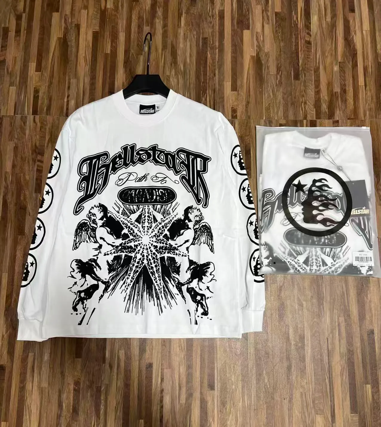 P140 Real-stock Hellstar Cross-border European and American style/street fashion brand pure cotton long-sleeved T-shirt Fabric (fabric): High-density 26-count 270-gram heavy combed double yarn pure cotton Size (size): S-M- L- X L Color (colour): Active black/ivory white 👉